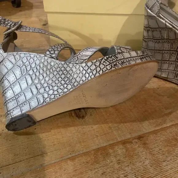 Maxstudio Germain Metallic Snake Skin Heels Size 8 M - Picture 5 of 6